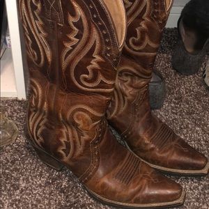 Ariat boots good condition